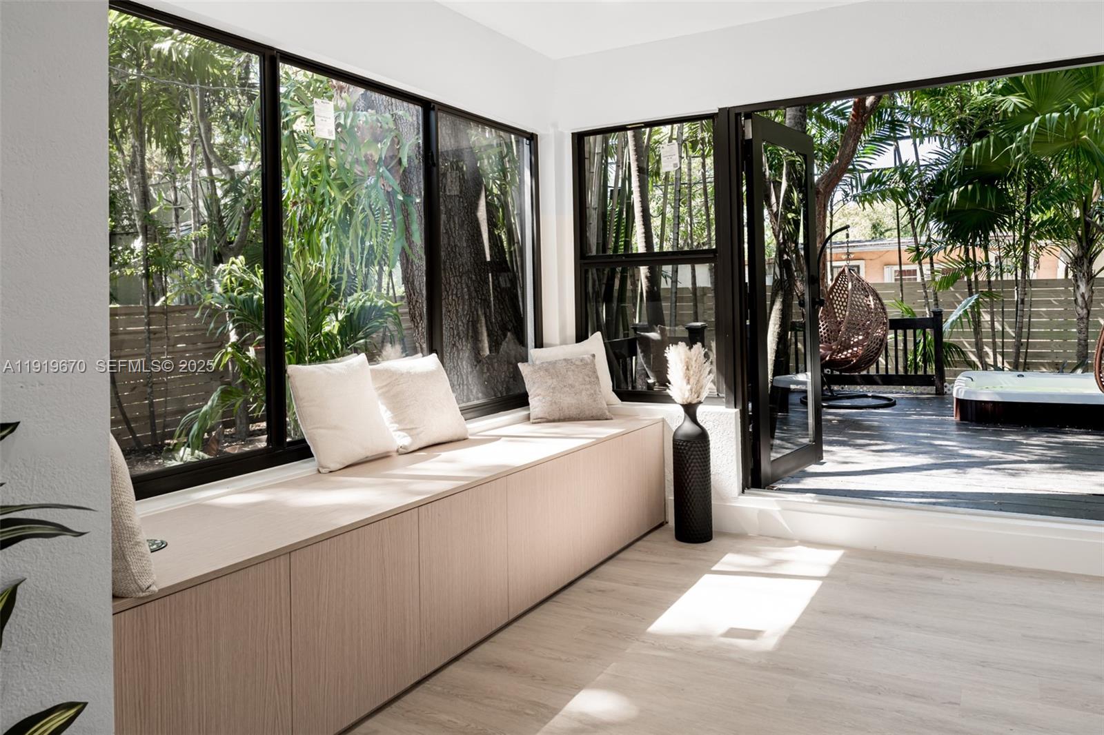 751 NE 80th St Miami, FL 33138