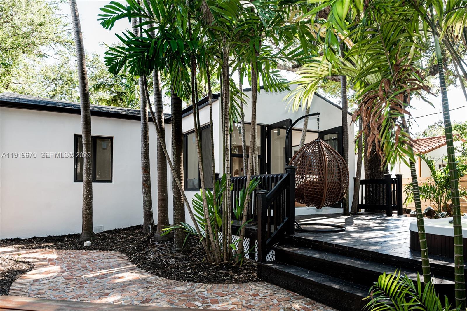 751 NE 80th St Miami, FL 33138