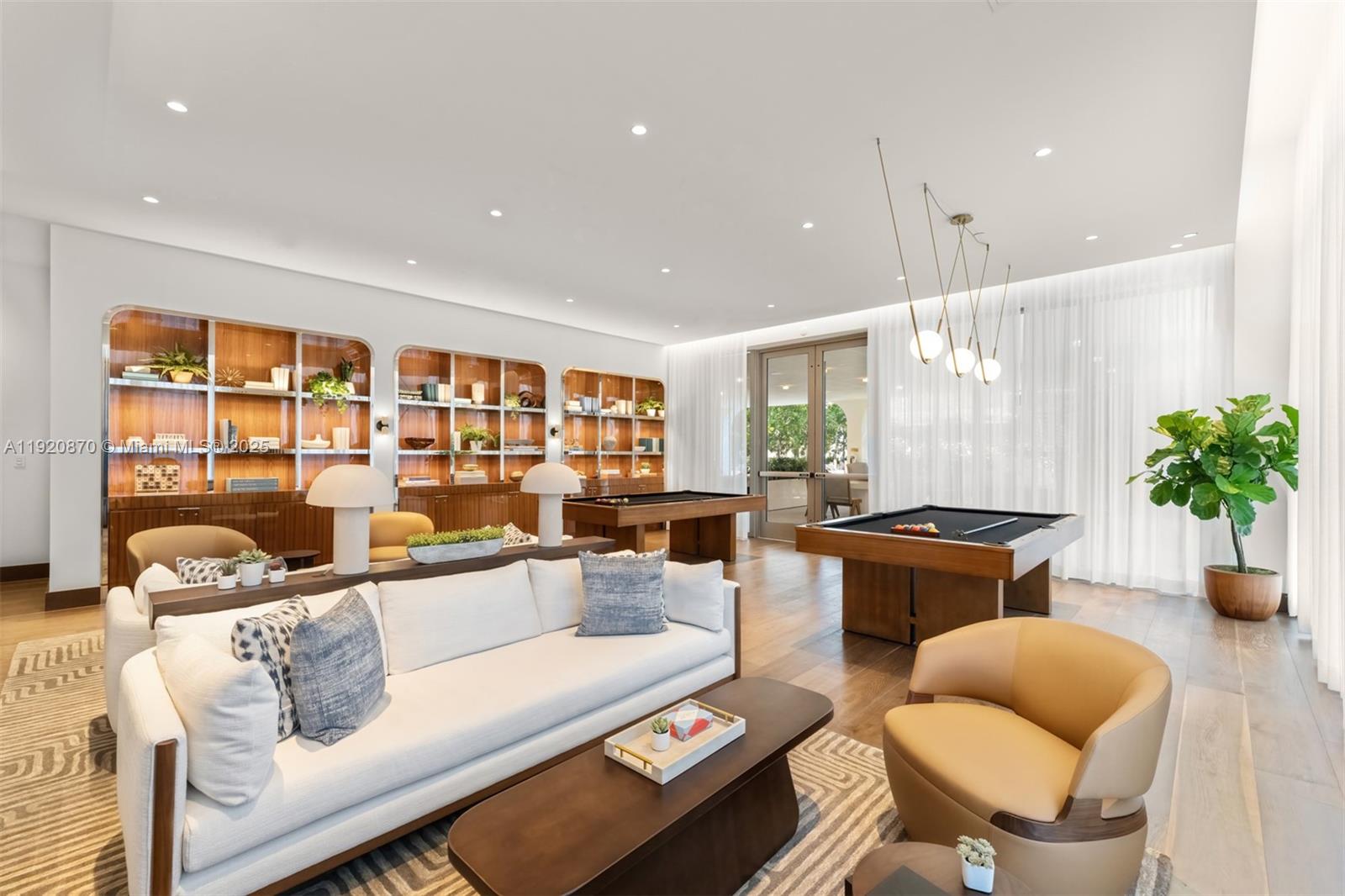 2678 Tigertail Ave #1504 Miami, FL 33133