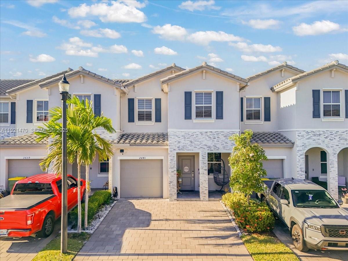 2641 SE Se 12th St