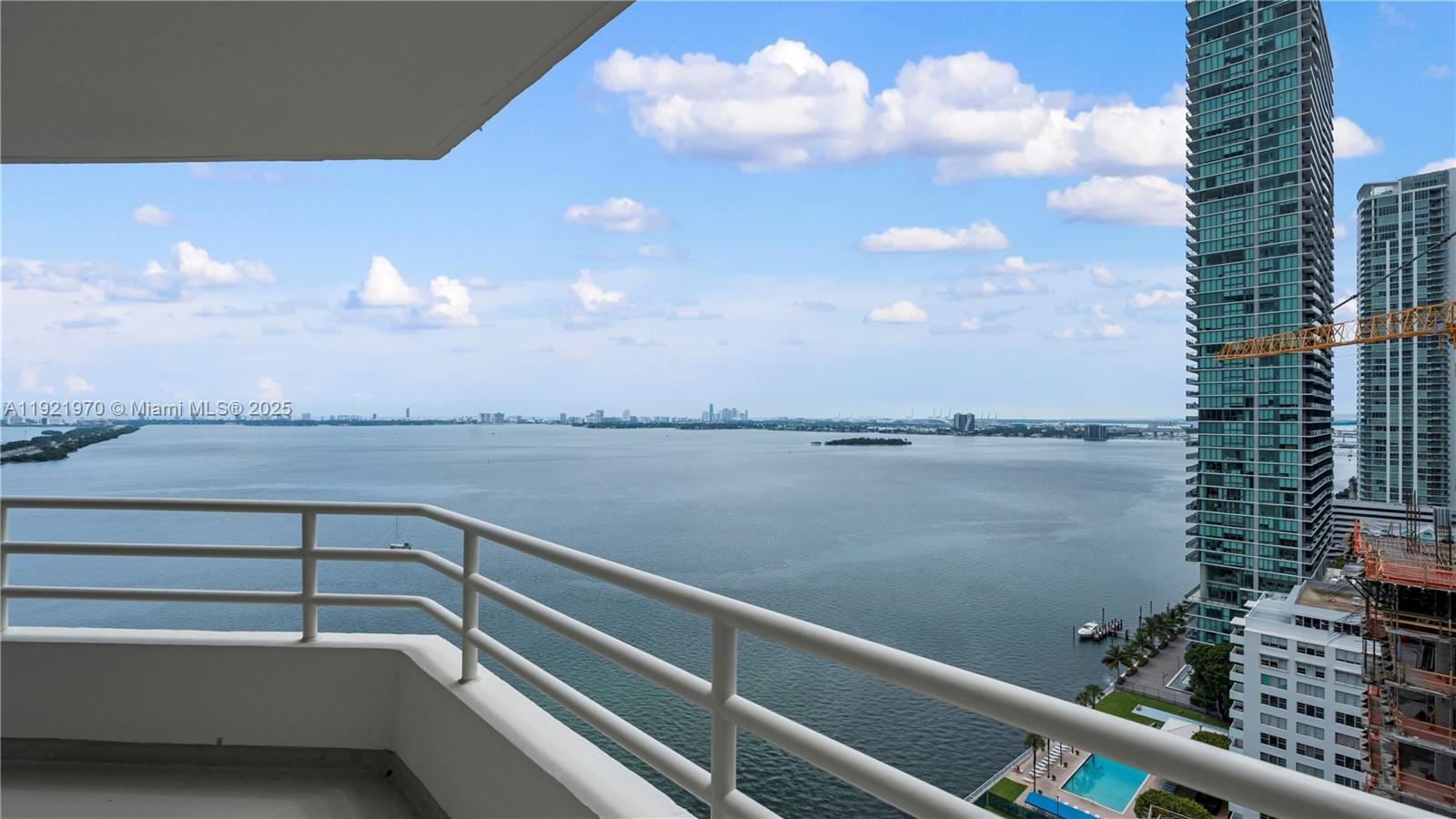 555 NE 34th St #901 Miami, FL 33137