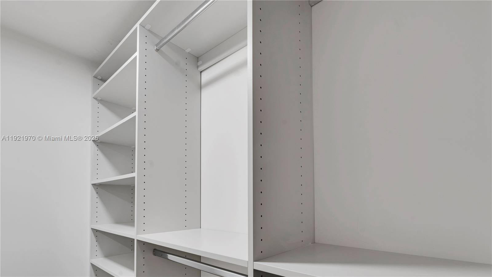 555 NE 34th St #901 Miami, FL 33137