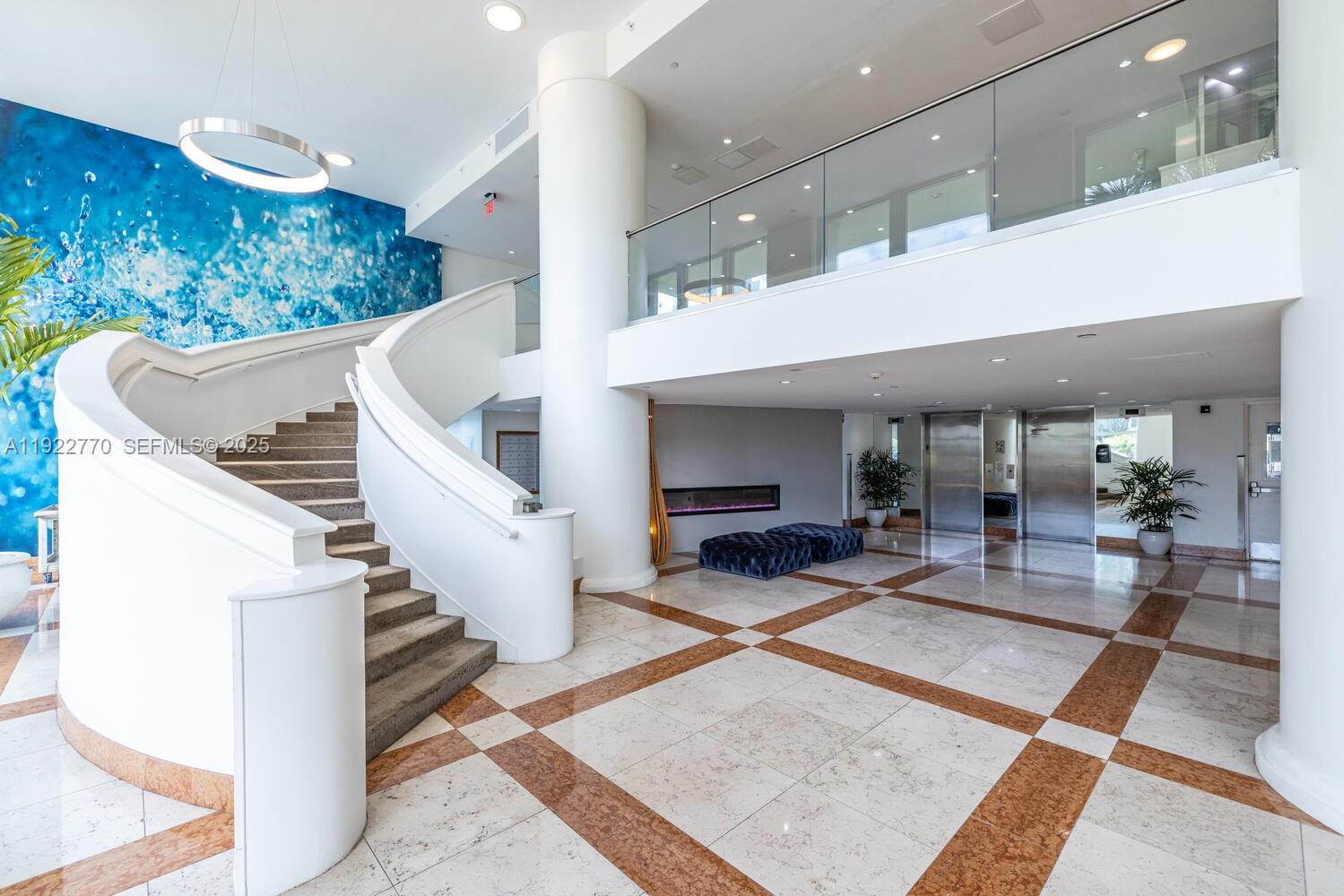 10350 W Bay Hbr Dr #5E Bay Harbor Islands, FL 33154