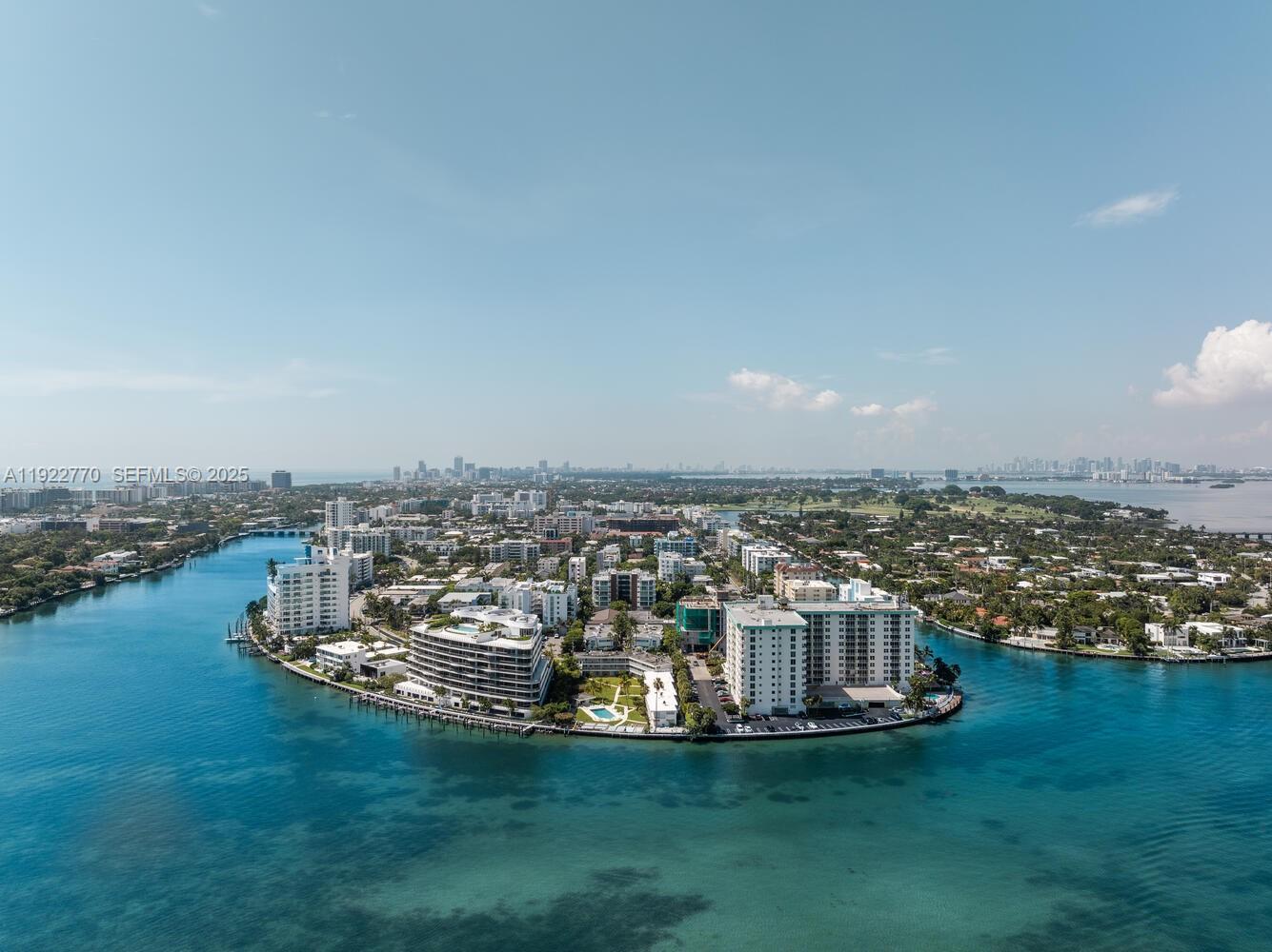 10350 W Bay Hbr Dr #5E Bay Harbor Islands, FL 33154