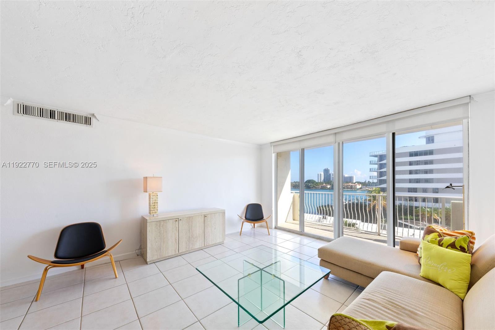 10350 W Bay Hbr Dr #5E Bay Harbor Islands, FL 33154