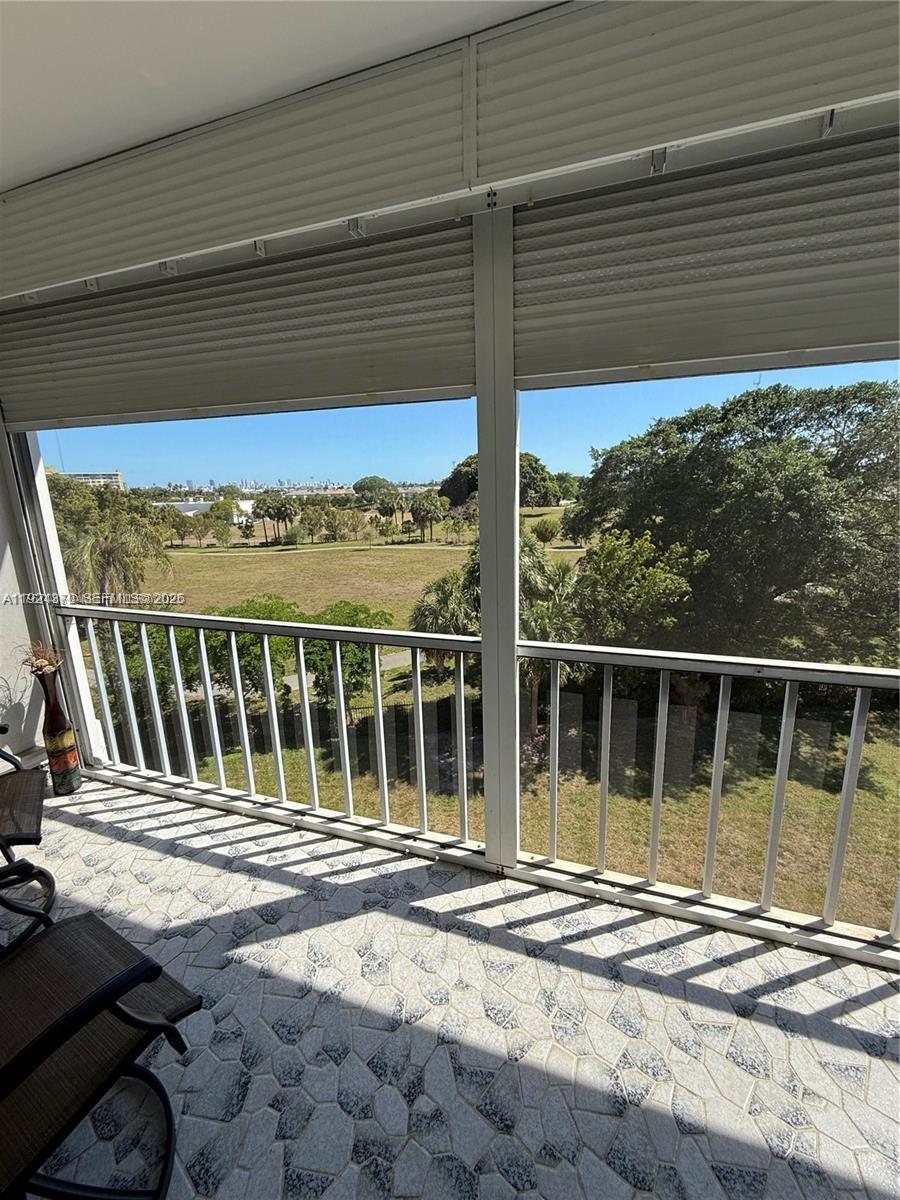 4800 Hillcrest Ln #511 Hollywood, FL 33021