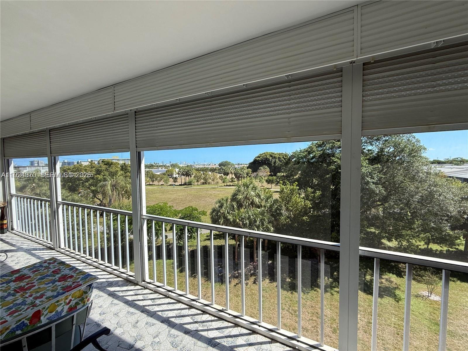 4800 Hillcrest Ln #511 Hollywood, FL 33021