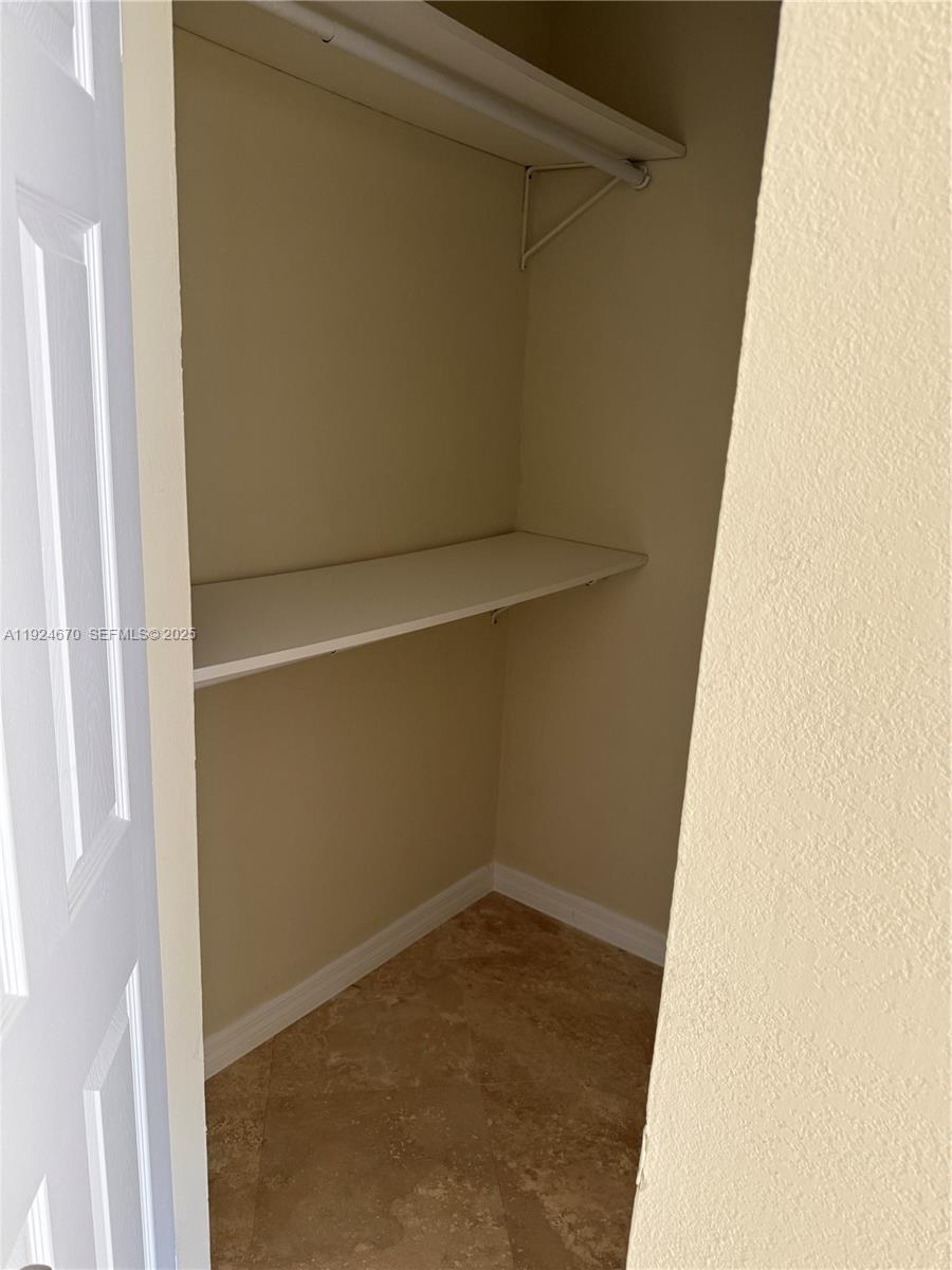 1950 S Ocean Dr #20E Hallandale Beach, FL 33009