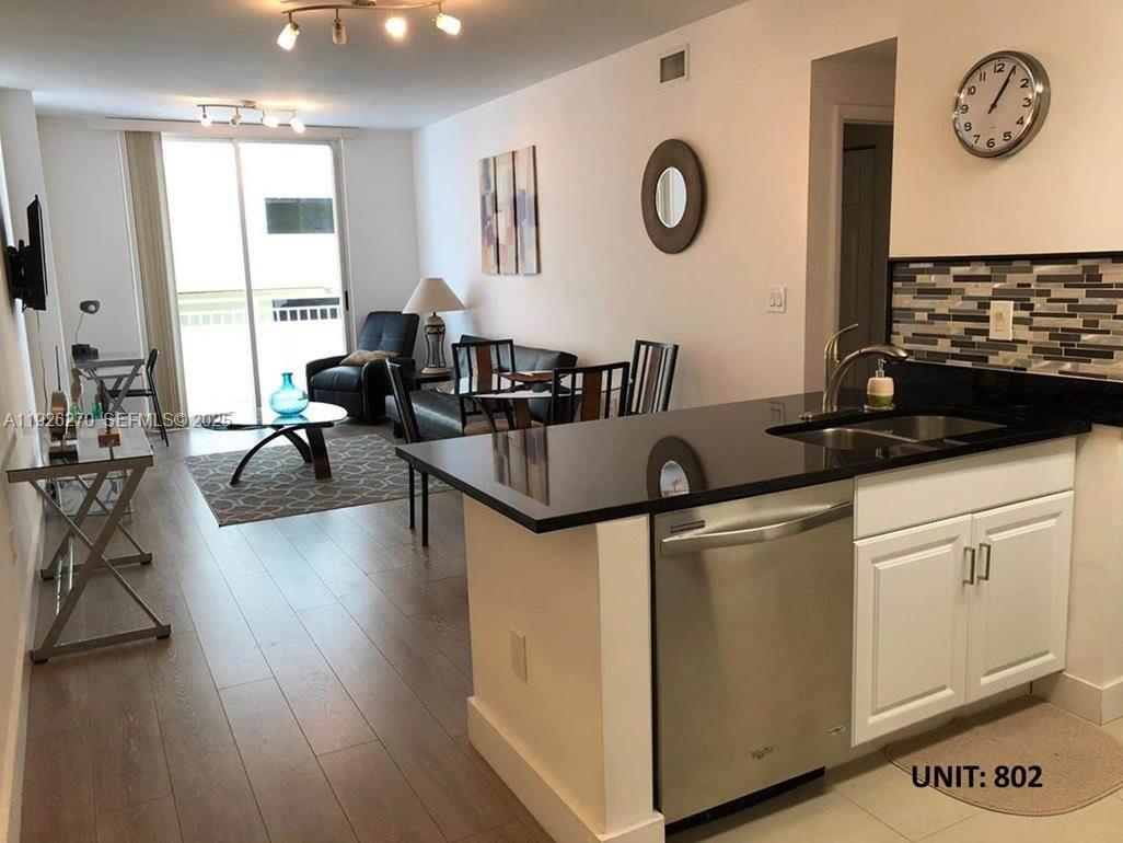 185 SE 14th Te #802 Miami, FL 33131