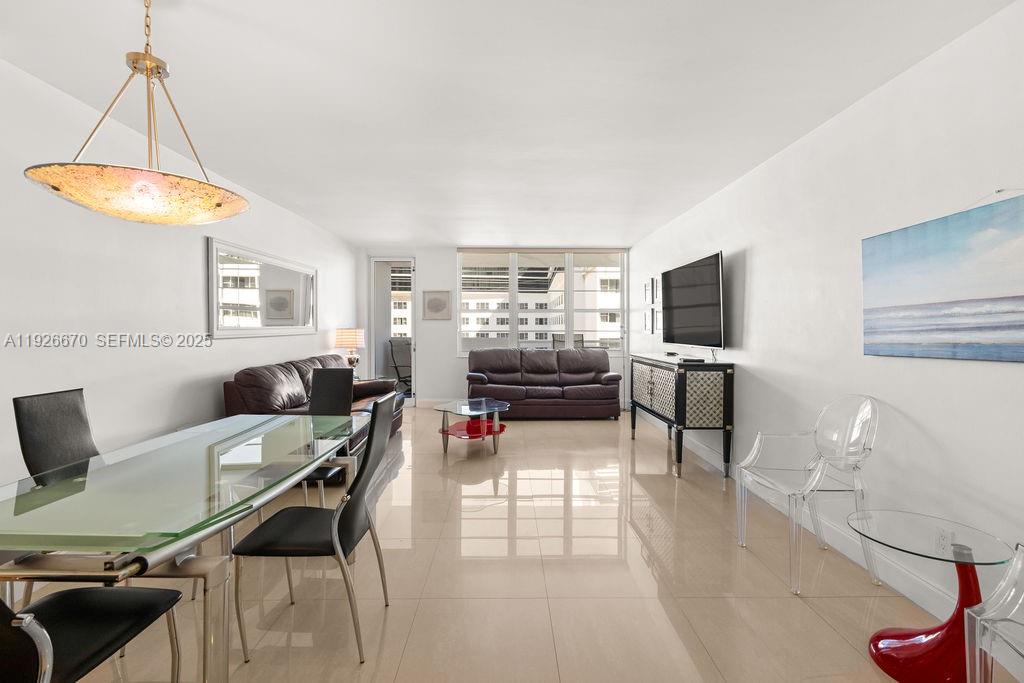 100 Lincoln Rd #702 Miami Beach, FL 33139