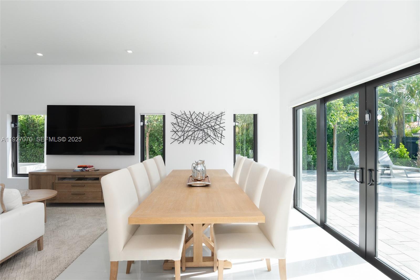 306 Plymouth Rd West Palm Beach, FL 33405