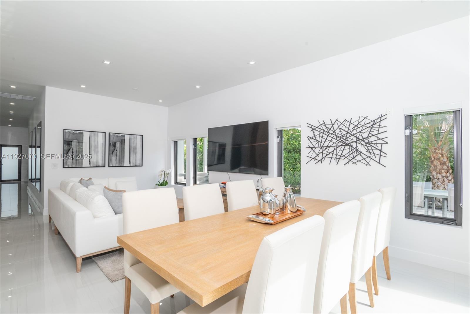 306 Plymouth Rd West Palm Beach, FL 33405