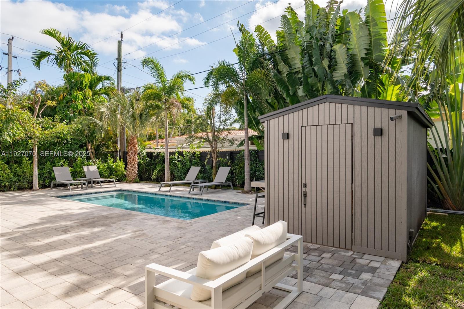 306 Plymouth Rd West Palm Beach, FL 33405