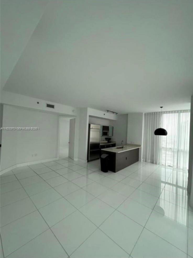 image 500 Brickell West1