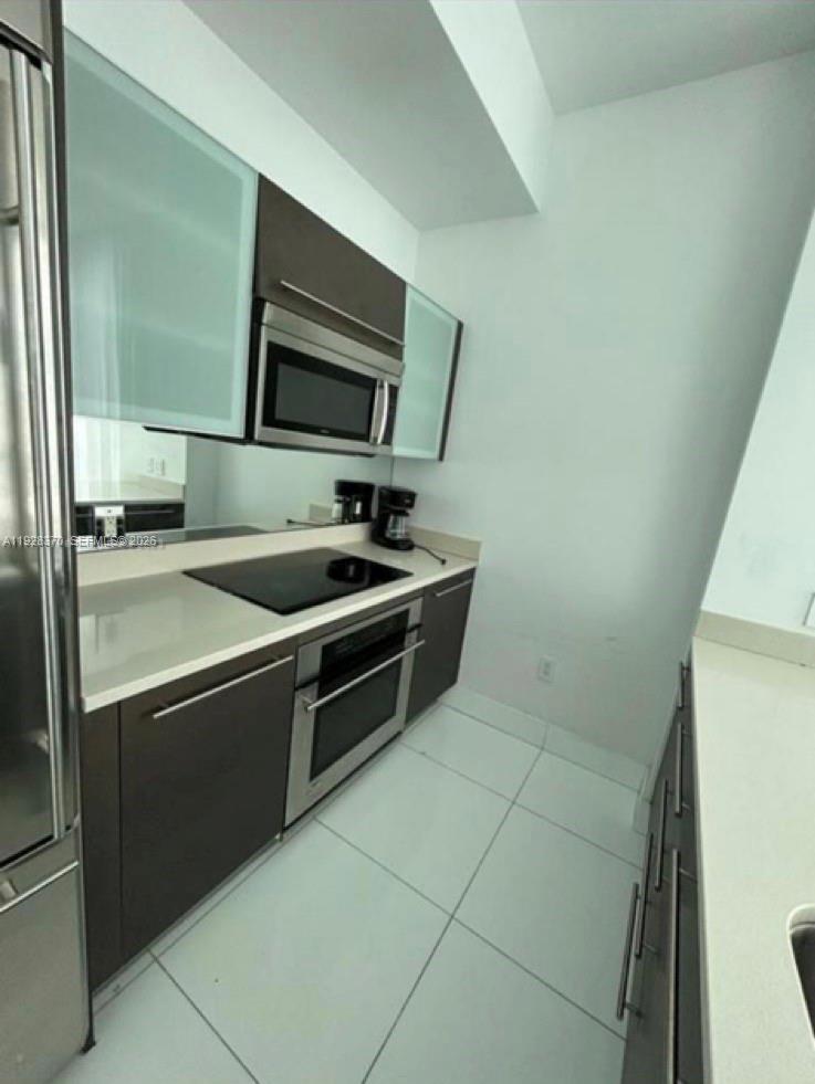 image 500 Brickell West3