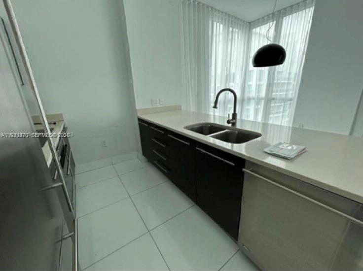 image 500 Brickell West4