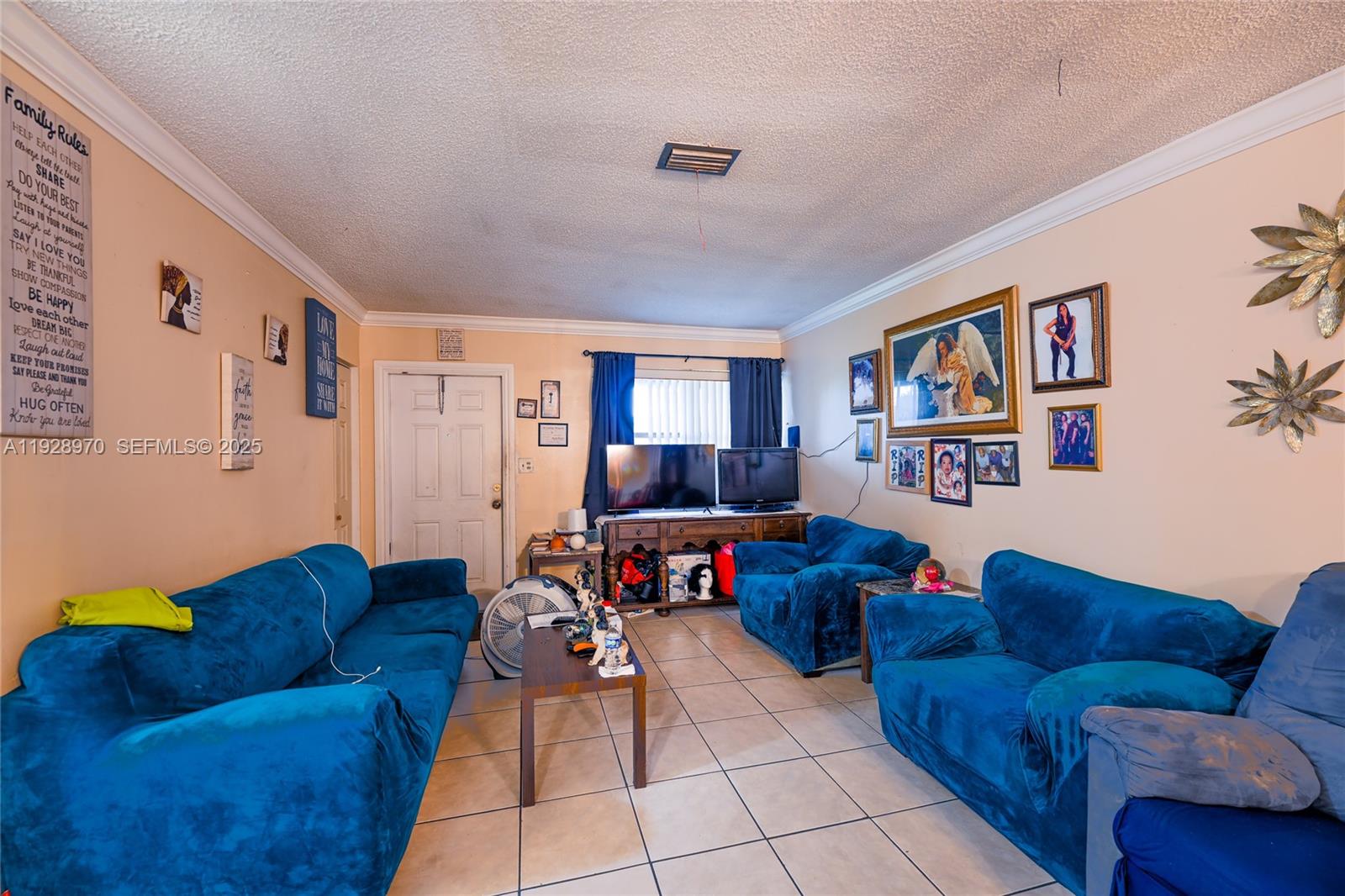 440 NW 7th Ter Pompano Beach, FL 33060