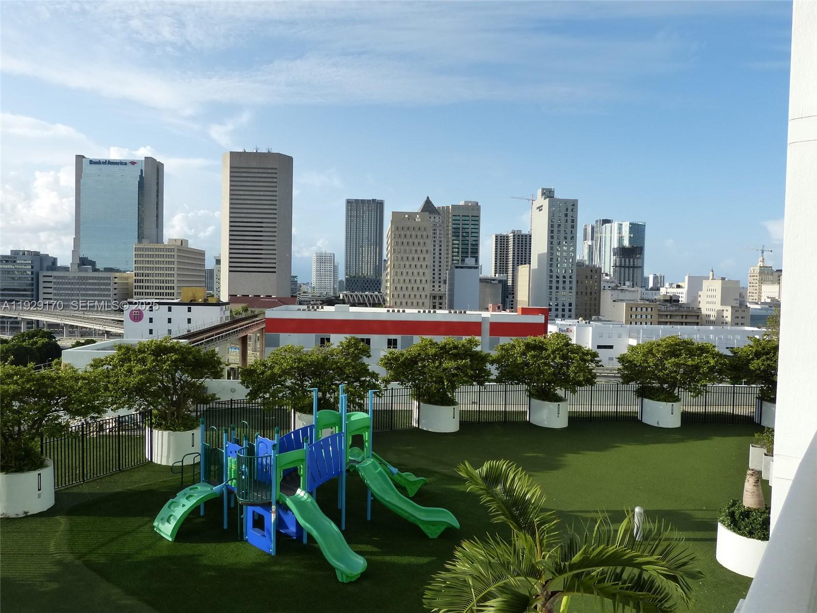 image The Ivy at Riverfront23