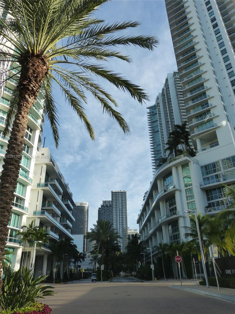 image The Ivy at Riverfront3