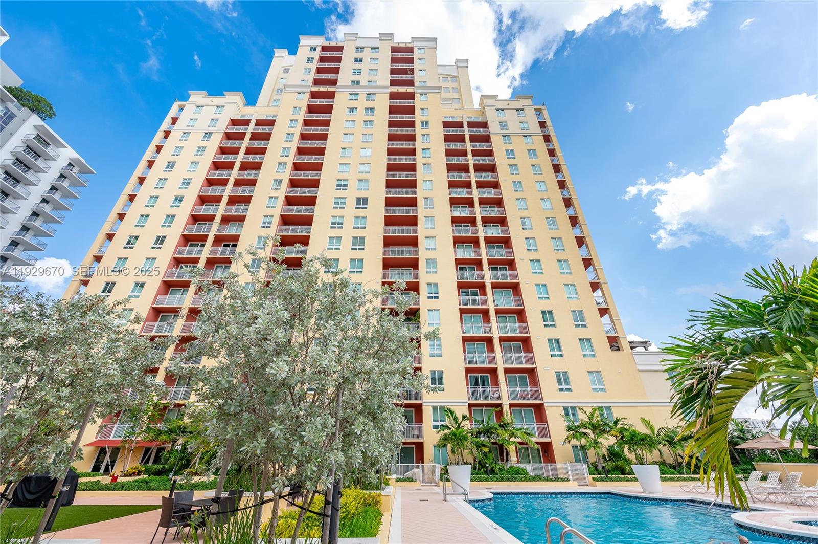 7350 SW 89th St #1702S Miami, FL 33156