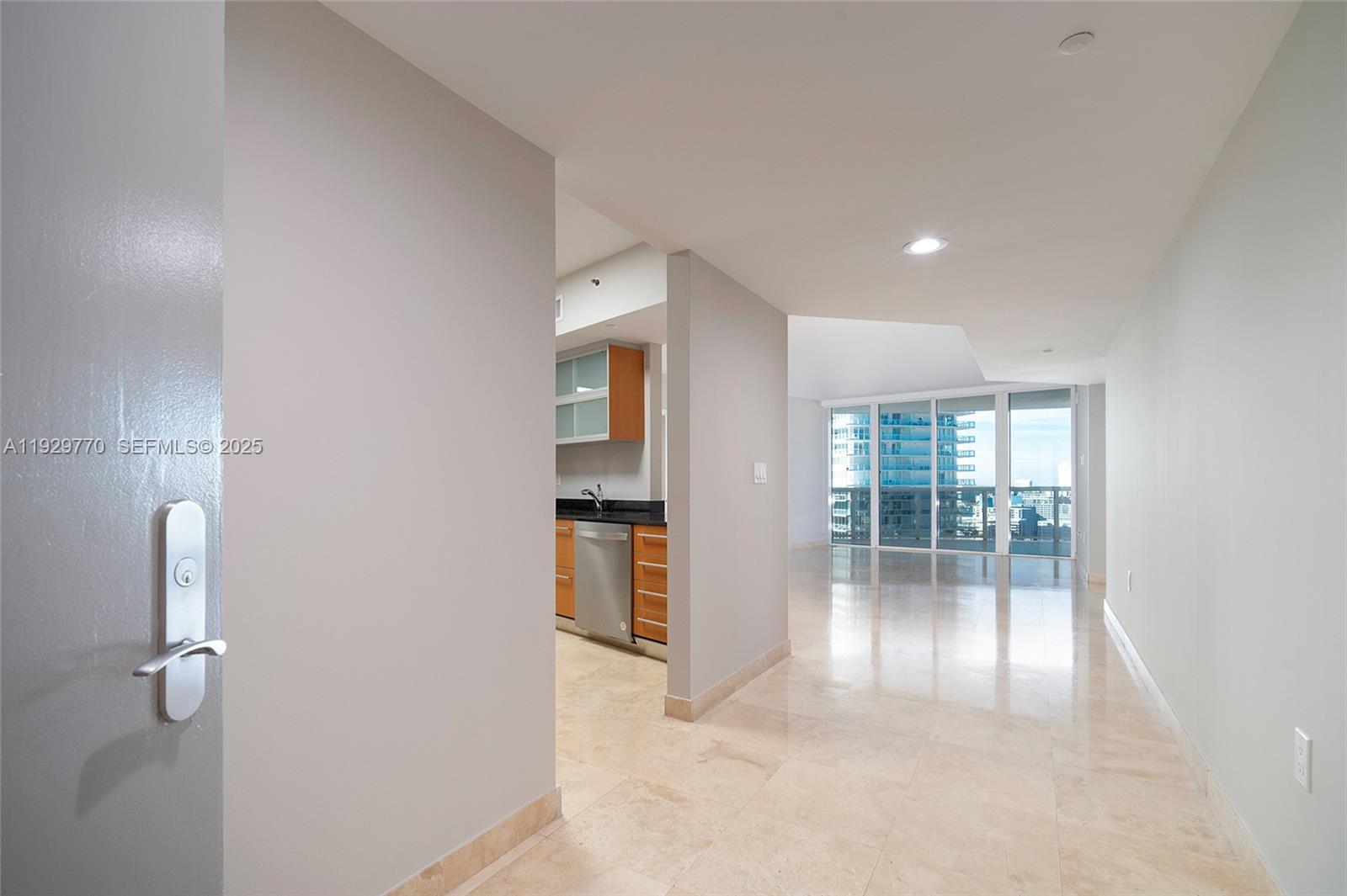 400 Alton Rd #2309 Miami Beach, FL 33139