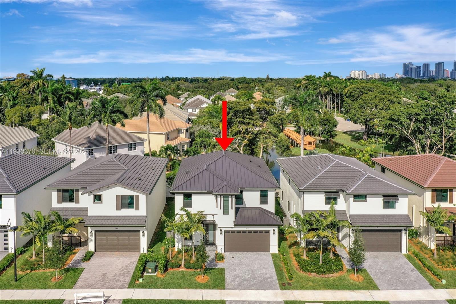 1427 SW 23rd St Fort Lauderdale, FL 33315