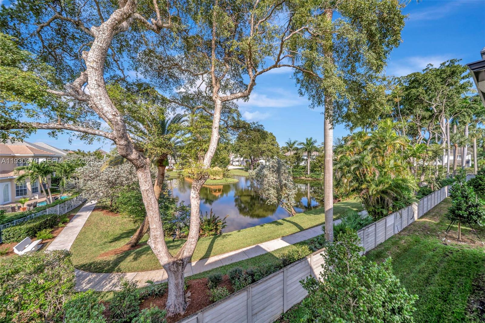 1427 SW 23rd St Fort Lauderdale, FL 33315