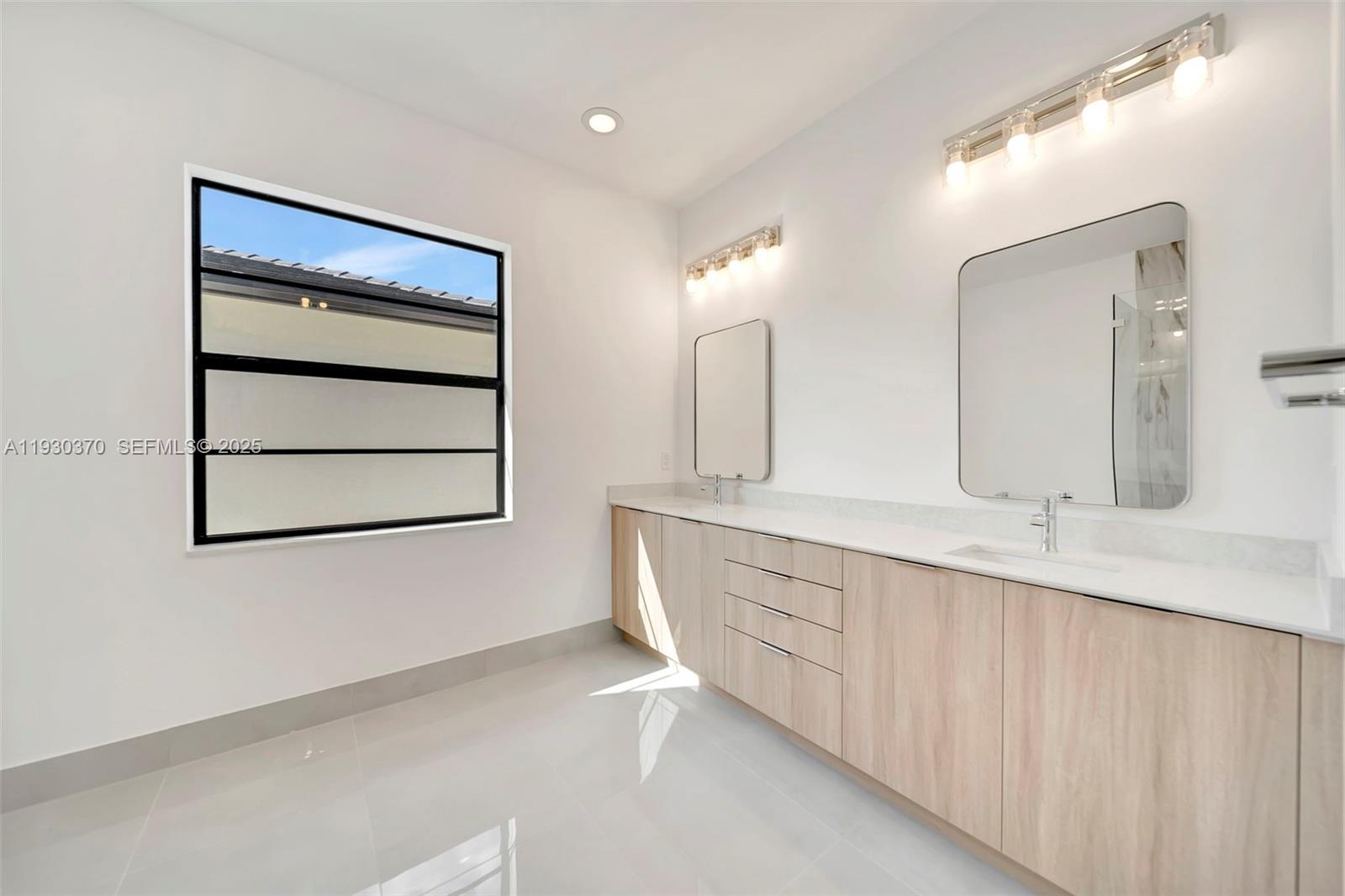 1427 SW 23rd St Fort Lauderdale, FL 33315