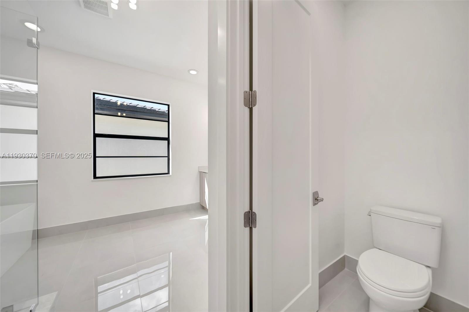 1427 SW 23rd St Fort Lauderdale, FL 33315