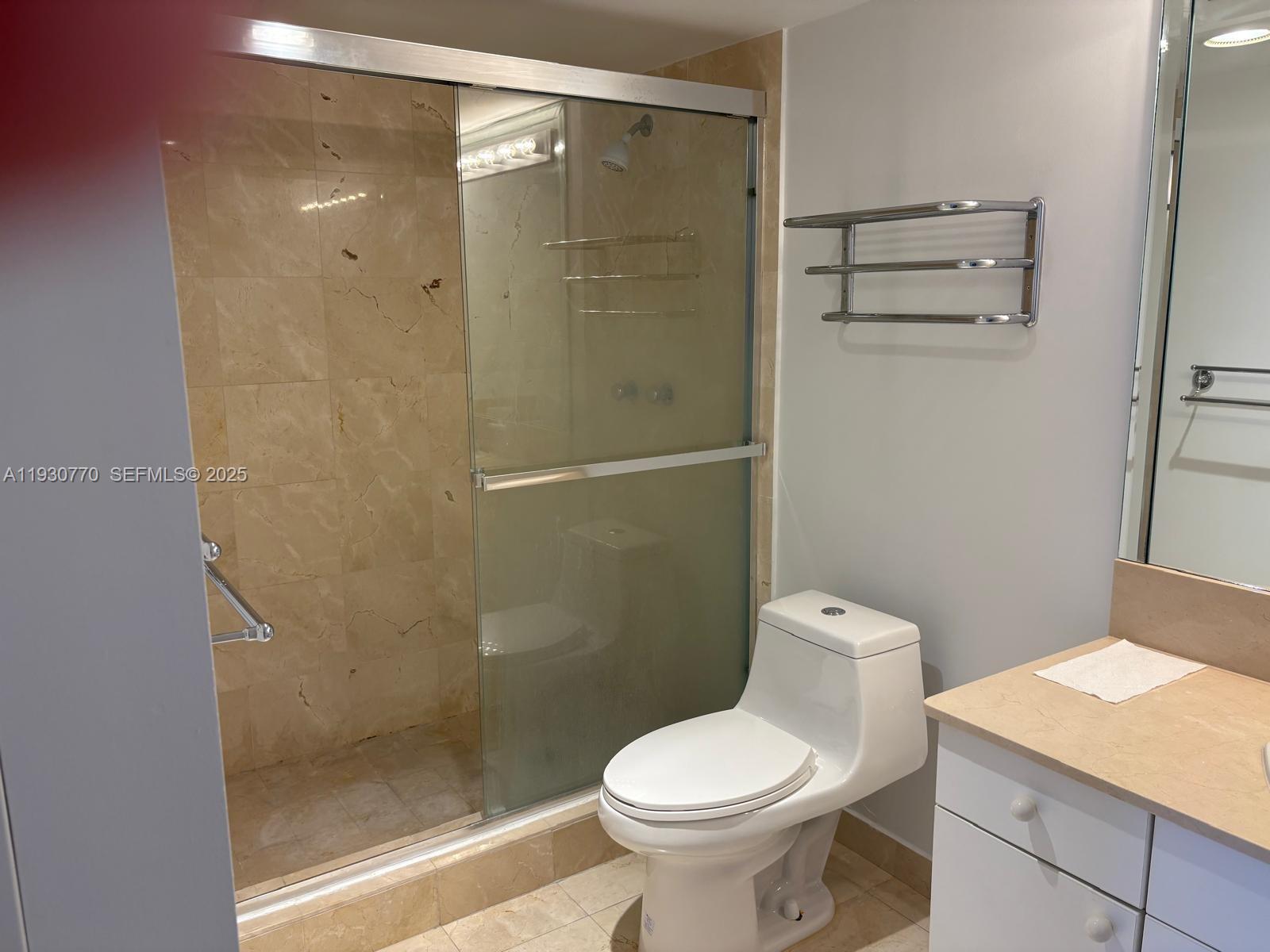 image Champlain Towers East13