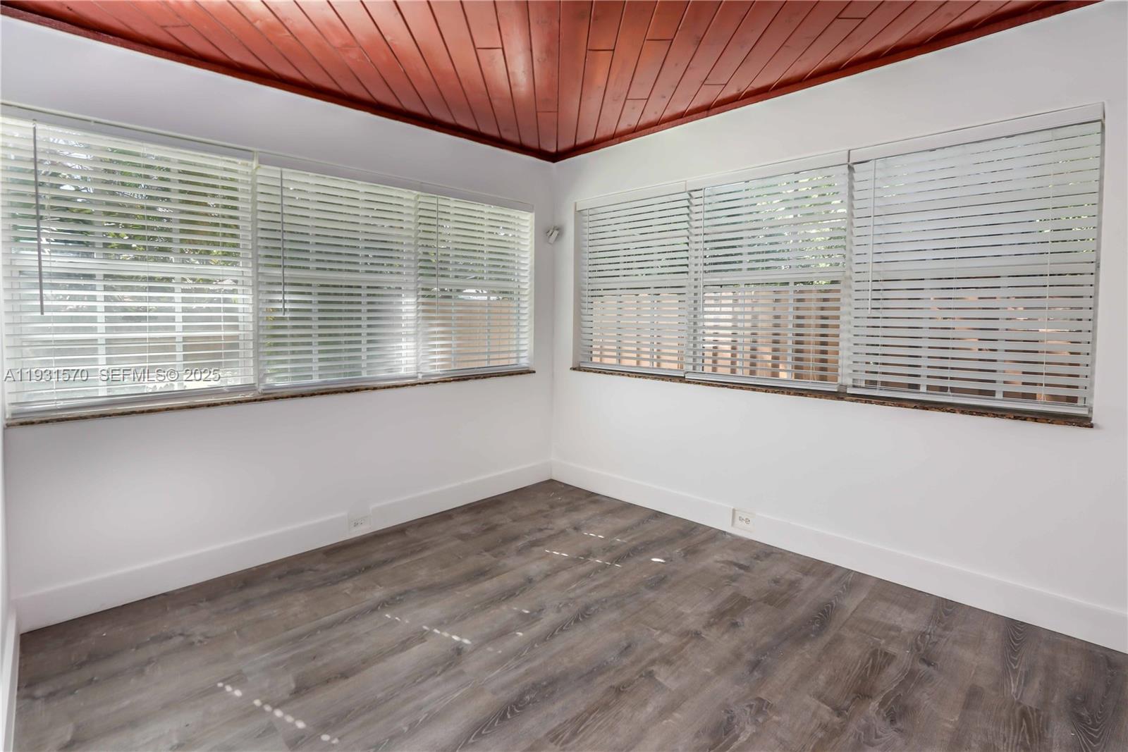 1404 Plunkett St Hollywood, FL 33020