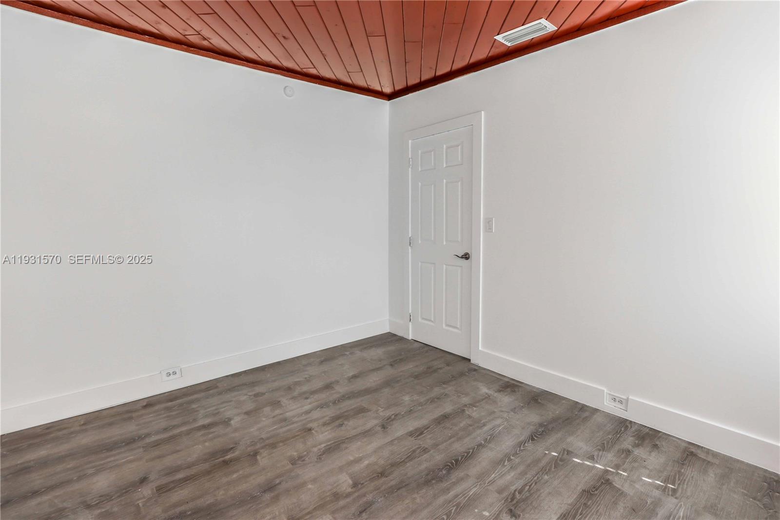 1404 Plunkett St Hollywood, FL 33020