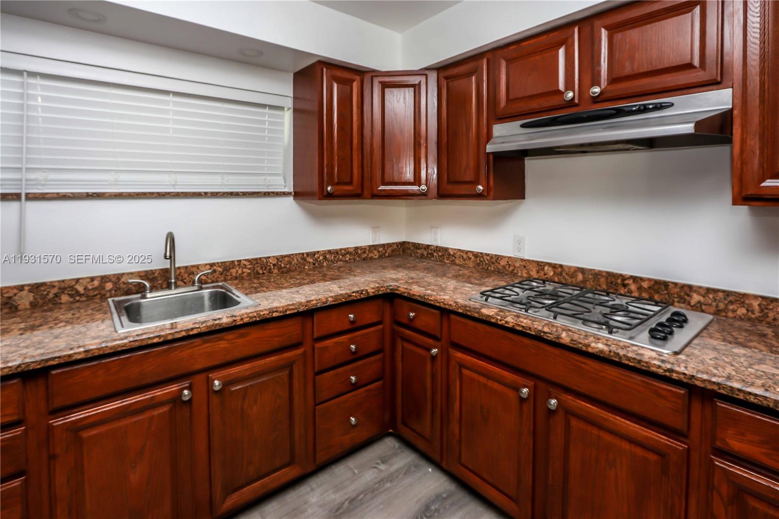 1404 Plunkett St Hollywood, FL 33020