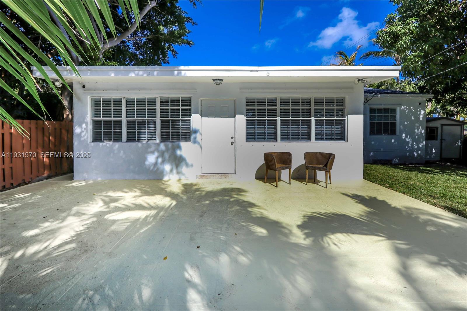 1404 Plunkett St Hollywood, FL 33020