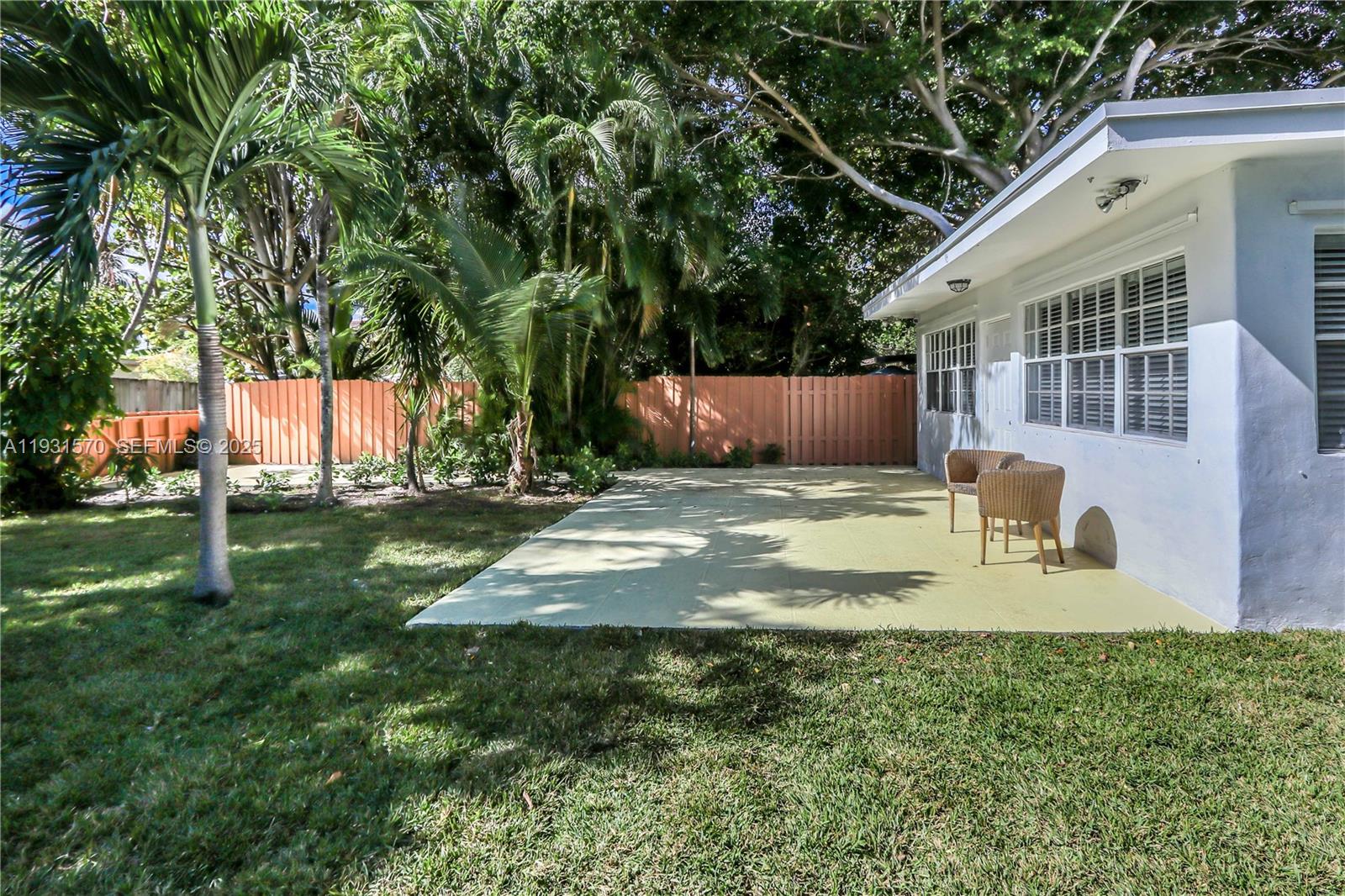 1404 Plunkett St Hollywood, FL 33020