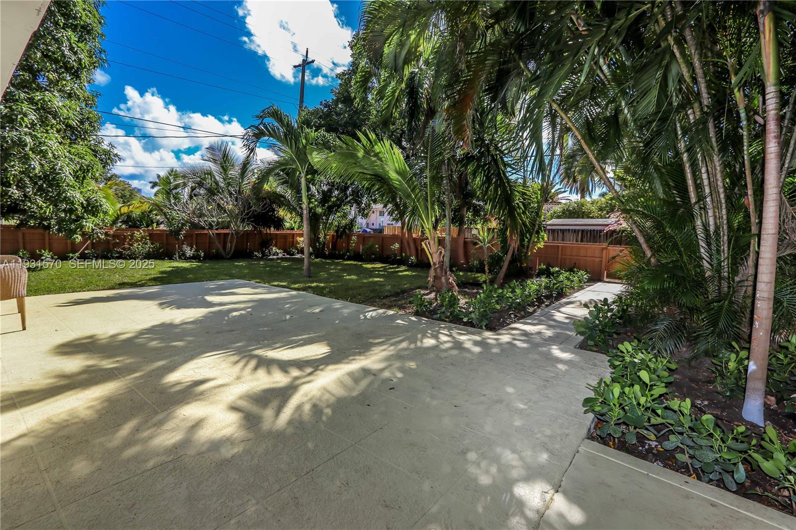 1404 Plunkett St Hollywood, FL 33020