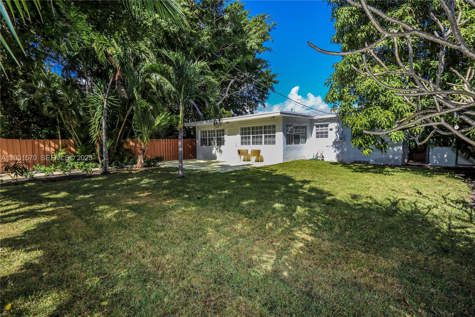 1404 Plunkett St Hollywood, FL 33020