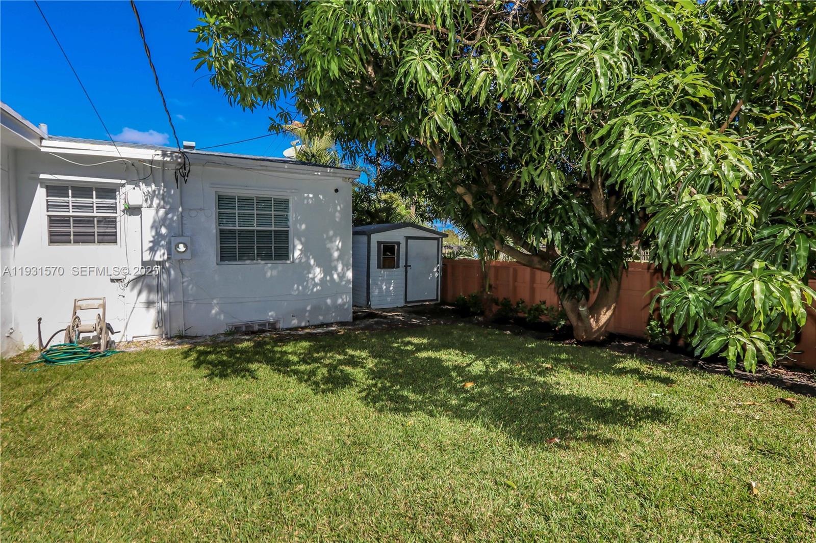 1404 Plunkett St Hollywood, FL 33020