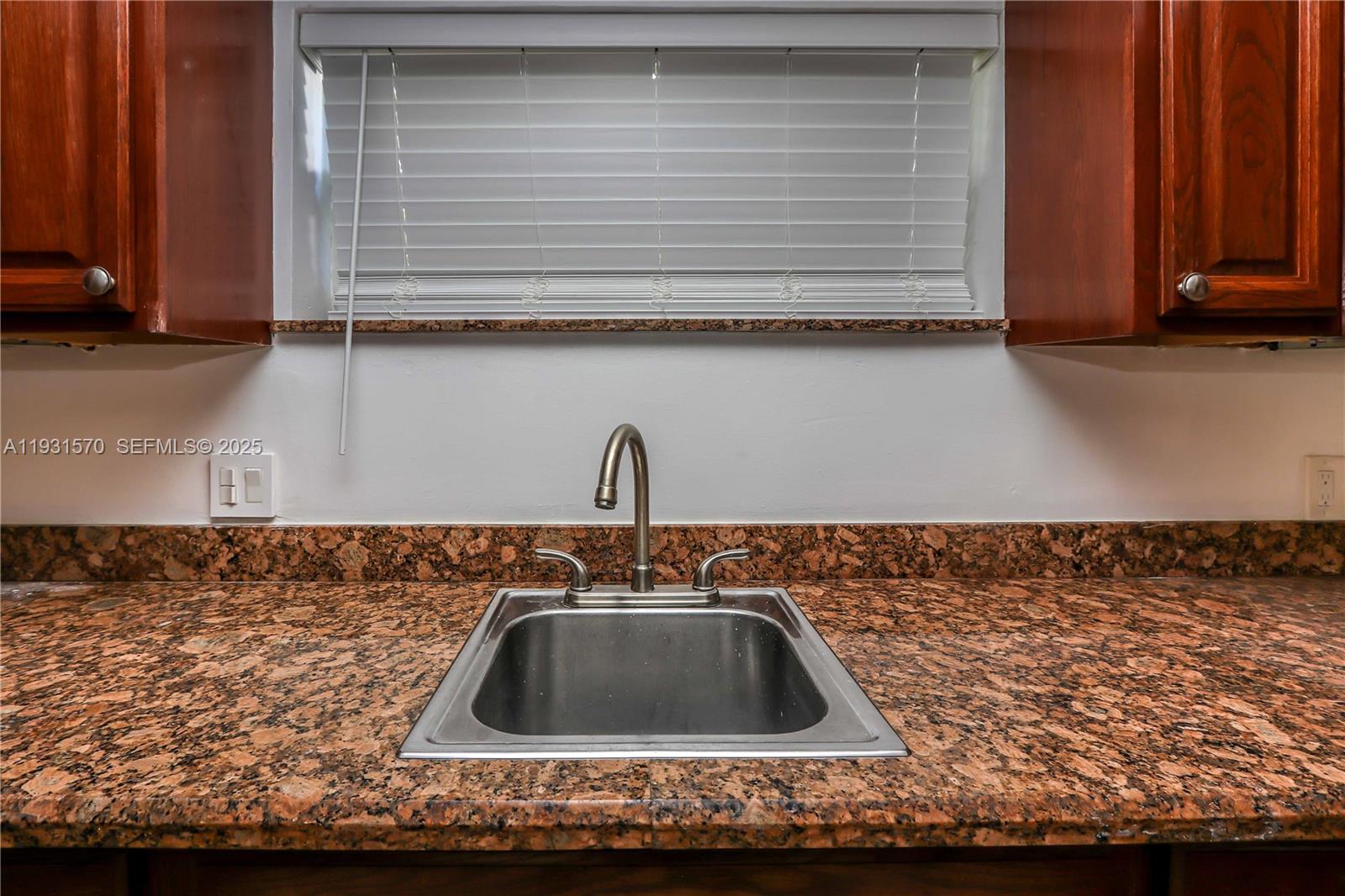 1404 Plunkett St Hollywood, FL 33020