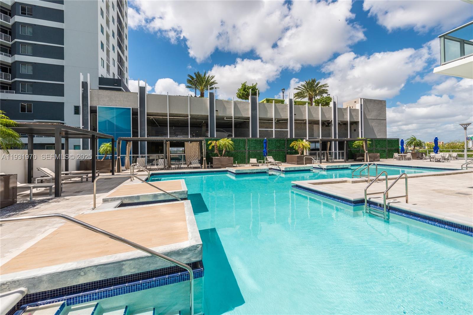 image Brickell Ten21