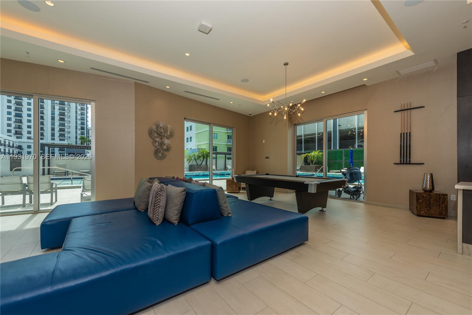 image Brickell Ten25