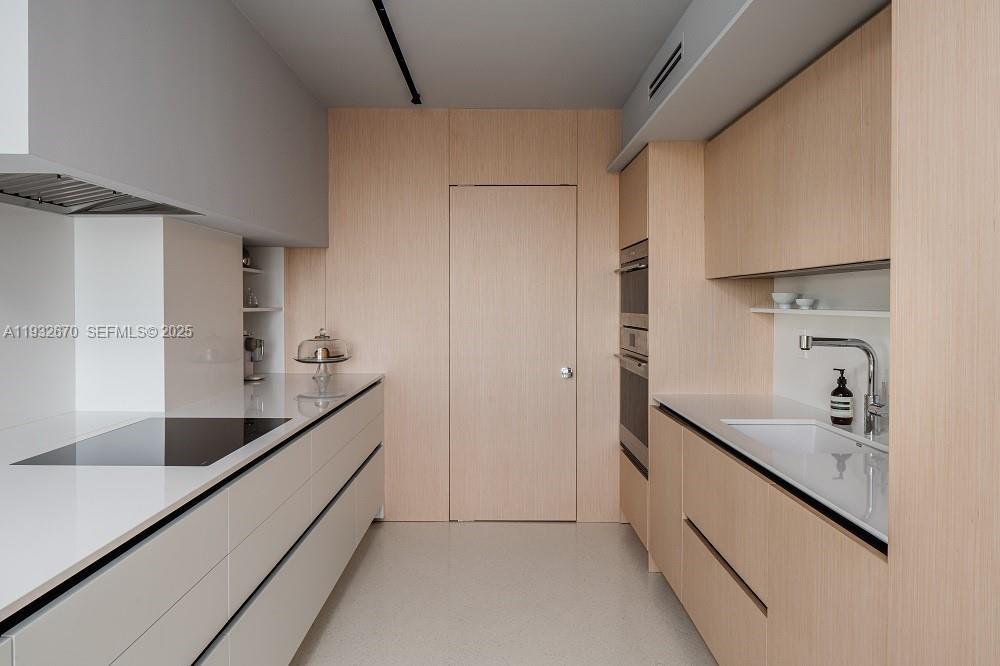 16 Island Ave #6E Miami Beach, FL 33139