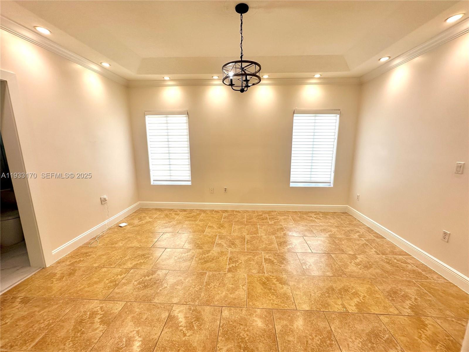 14602 SW 182nd Ter Miami, FL 33177