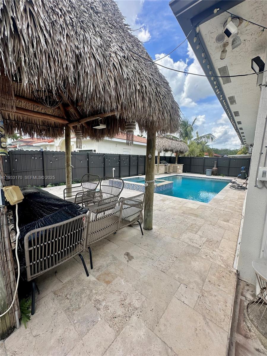 14602 SW 182nd Ter Miami, FL 33177