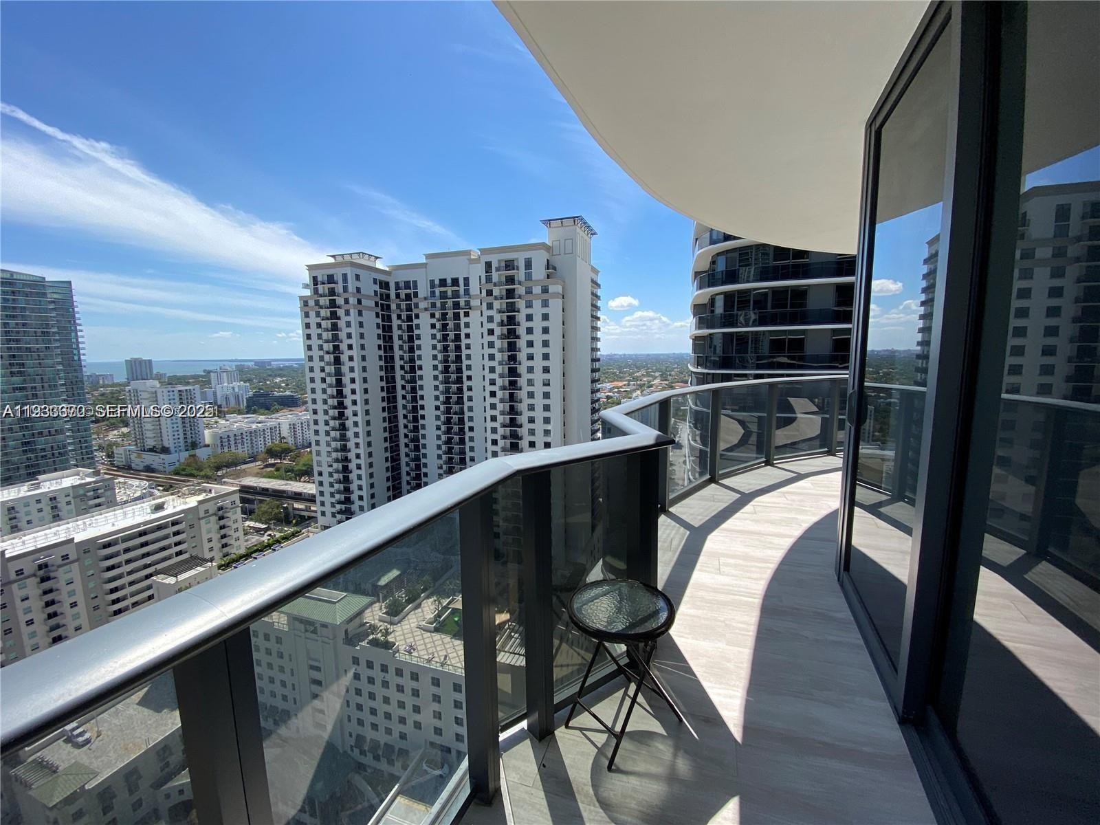 image Brickell Heights East14