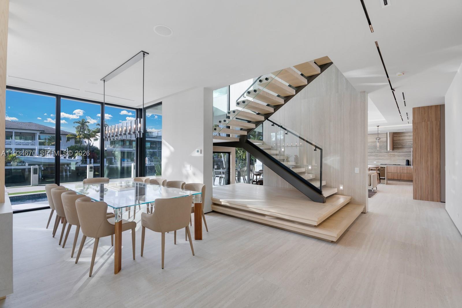 641 Flamingo Dr Fort Lauderdale, FL 33301