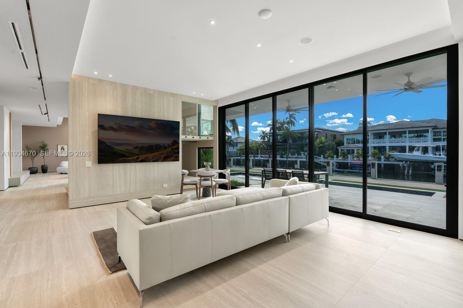 641 Flamingo Dr Fort Lauderdale, FL 33301