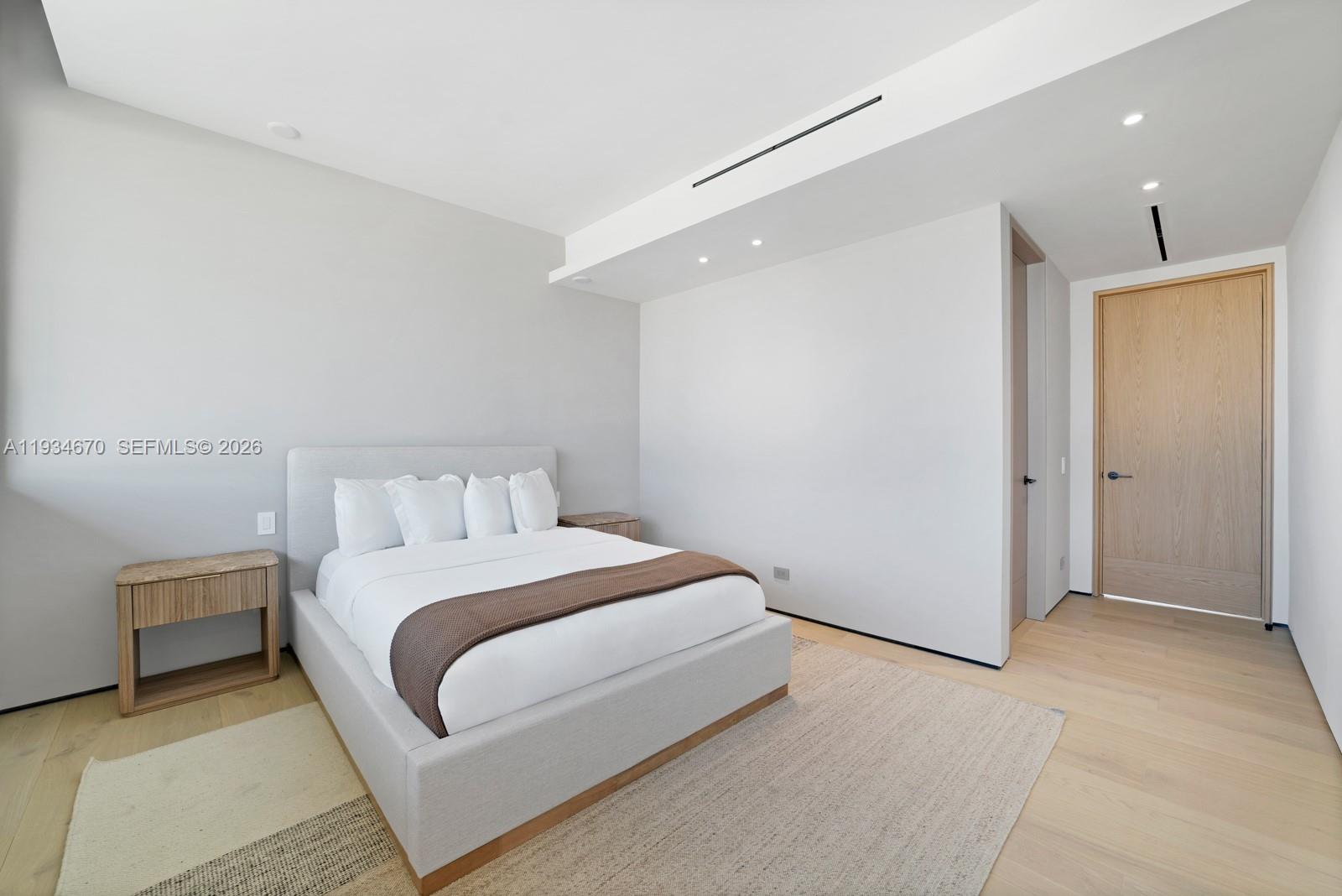 641 Flamingo Dr Fort Lauderdale, FL 33301