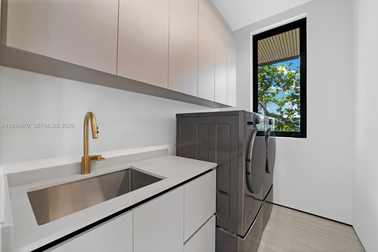 641 Flamingo Dr Fort Lauderdale, FL 33301