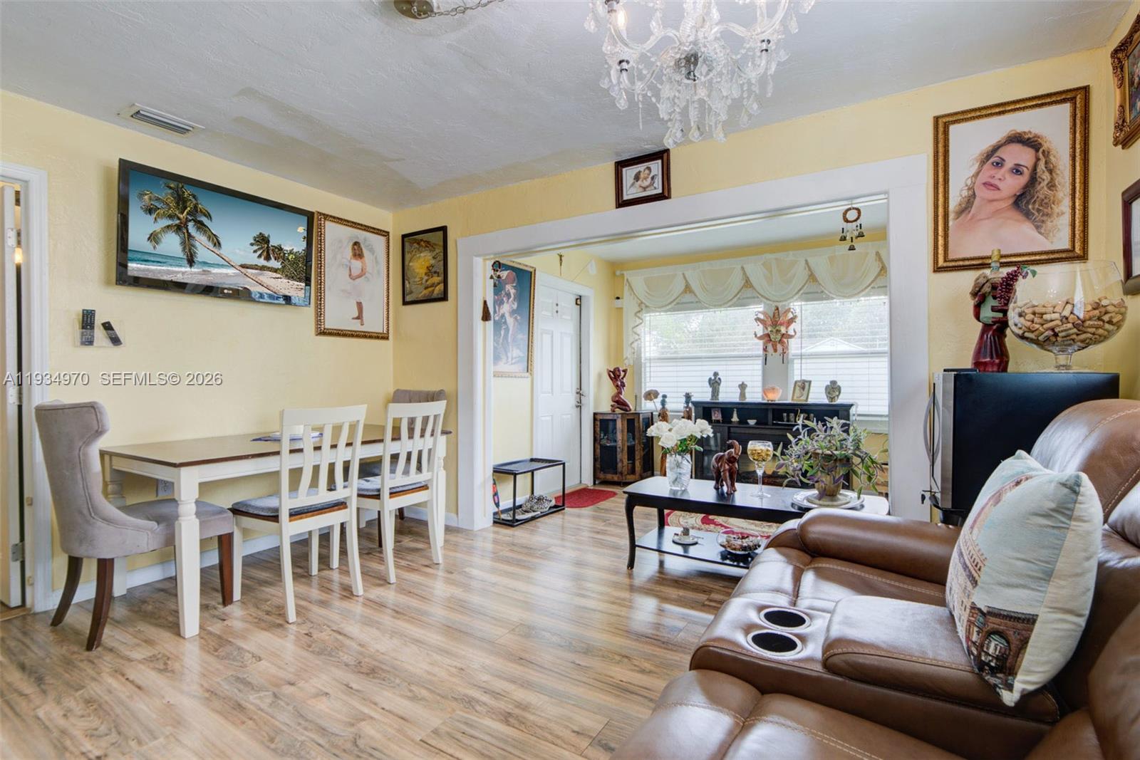 1911 NW 52nd St Miami, FL 33142